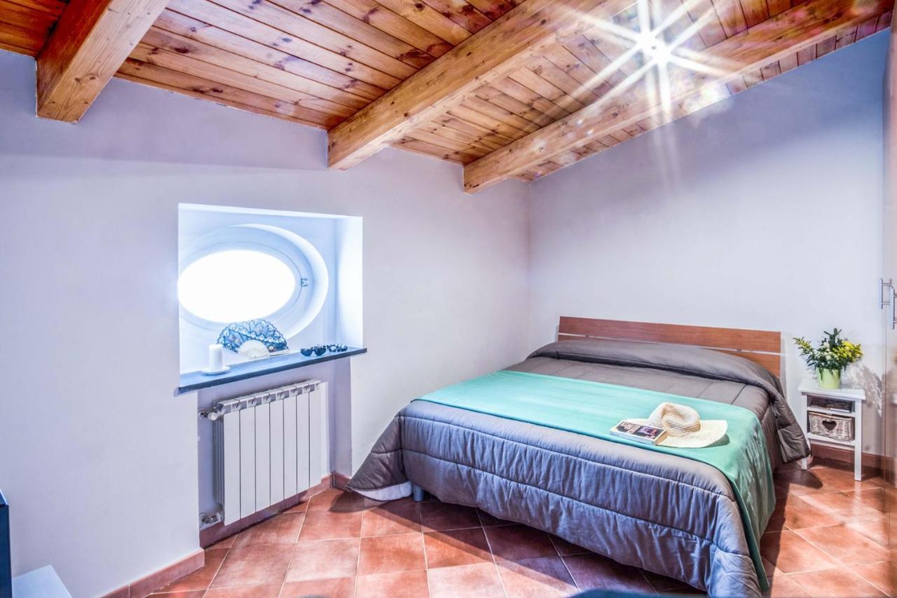 Amore Rentals - Maison Palazzo Correale Sorrento Bagian luar foto