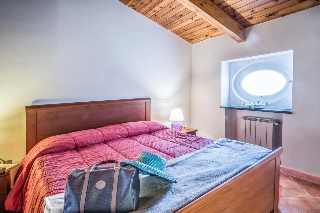 Amore Rentals - Maison Palazzo Correale Sorrento Bagian luar foto