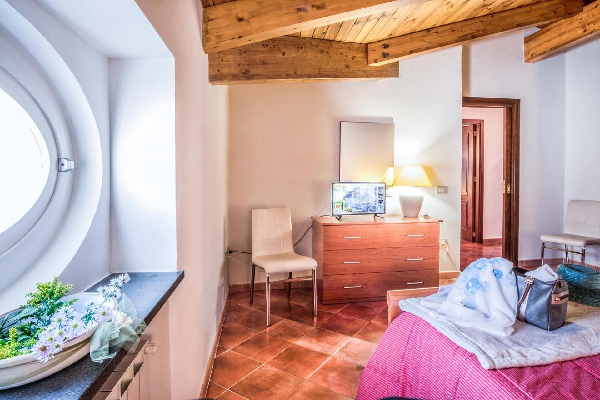 Amore Rentals - Maison Palazzo Correale Sorrento Bagian luar foto